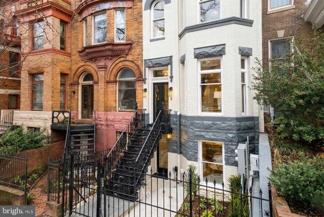 Foto del edificio - 1816 Belmont Rd NW