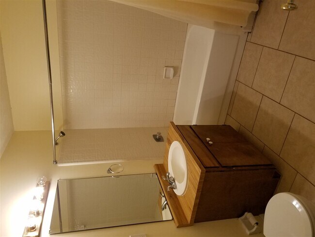 Foto del edificio - 119 Boardwalk Ln