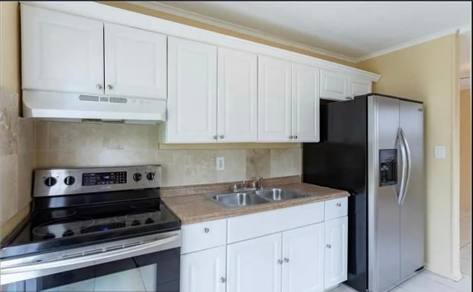 Photo - 808 W 4th St (Riviera Beach, FL)