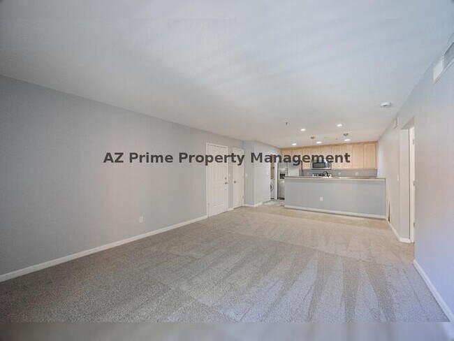 Foto del edificio - 4704 E Paradise Village Pkwy N