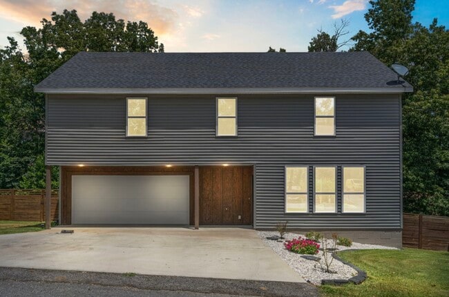Building Photo - 17 Rettendon Ln