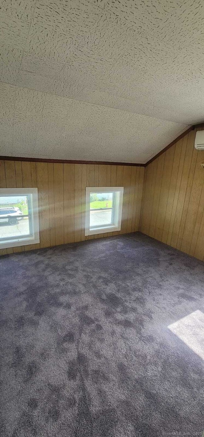 Building Photo - 183 High St