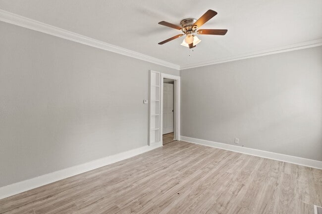 Foto del edificio - For Rent - $1195.00 2 bedroom/1 bath Duplex unit