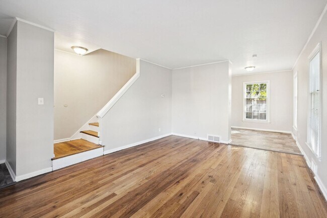 Foto del edificio - 2044/2046 S 20th St Duplex