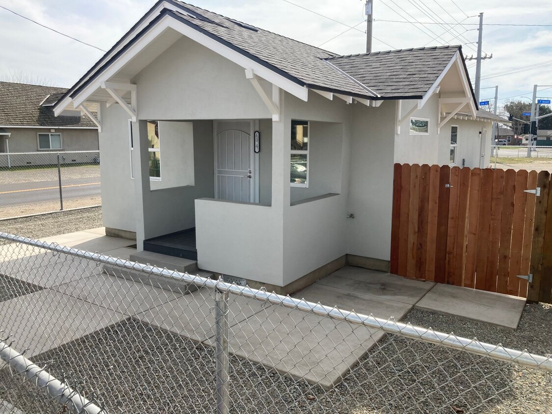 Primary Photo - Charming brand new 2 bedroom 1 bath home