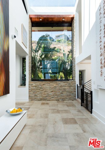 Building Photo - 6345 Tantalus Dr