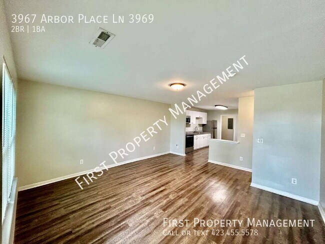 Foto del edificio - 3967 Arbor Pl Ln
