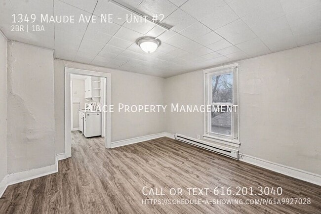 Building Photo - 1349 Maude Ave NE