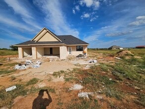 Building Photo - 1321 Chisholm Trail