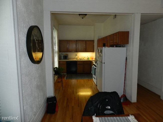 Foto del edificio - 513 W Arlington Pl