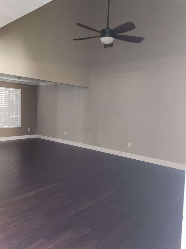 Building Photo - Move in Special $500 off First Months Rent...