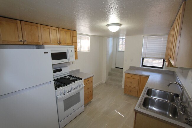 Foto del edificio - 1801 N East St