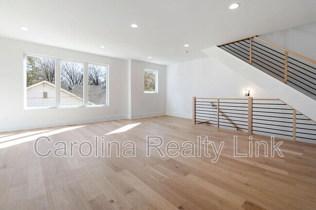 Foto del edificio - 3519 Avalon Ave