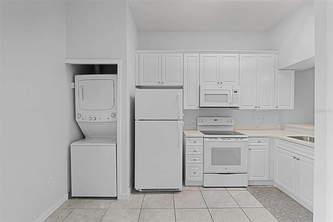 Foto del edificio - 160 Reserve Cir