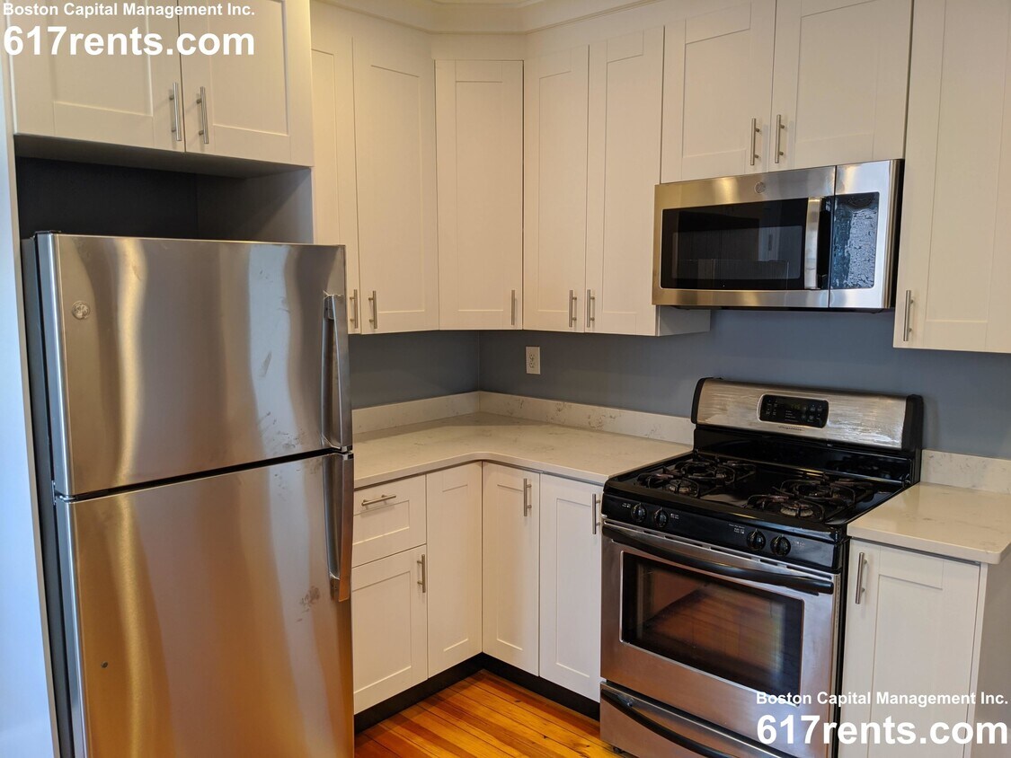 12 Boston Tpke Unit 3, Coventry, CT 06238 Condo for Rent in Coventry