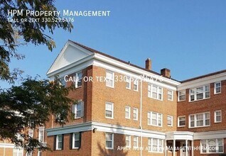 Building Photo - 15725 Van Aken Blvd