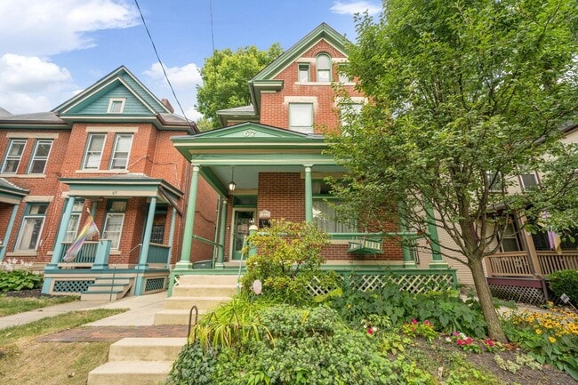 67 E 1st Ave