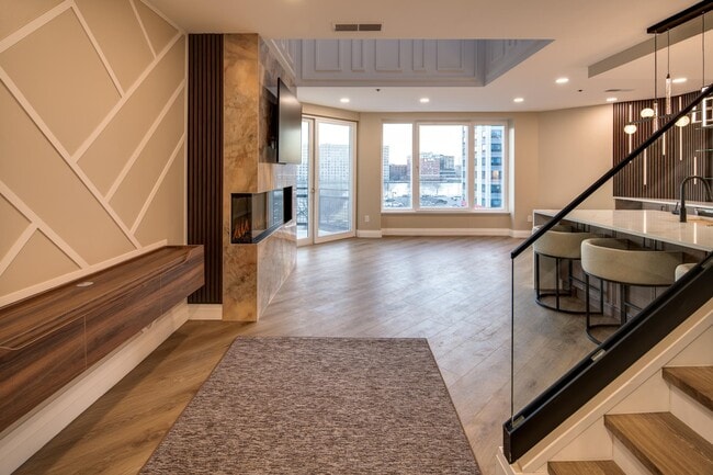 Building Photo - 600 Harbor Blvd