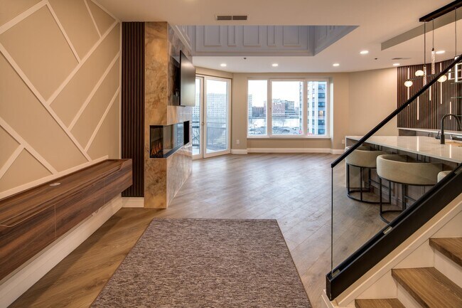 Foto del edificio - 600 Harbor Blvd