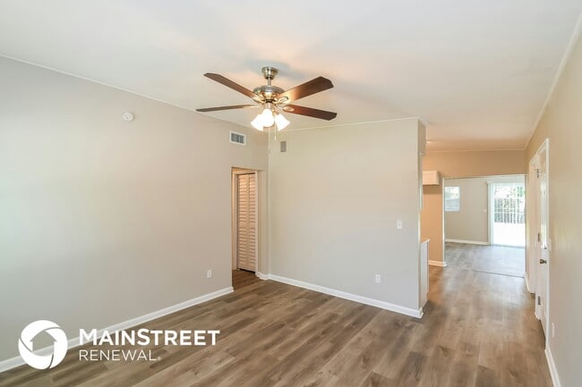 Building Photo - 10560 Citrus Ln