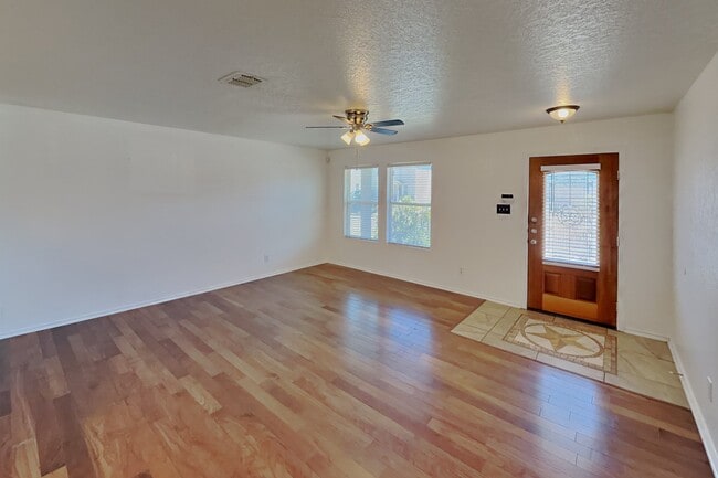 Building Photo - 4523 Rothberger Way