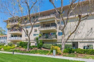 Building Photo - 2381 Via Mariposa W