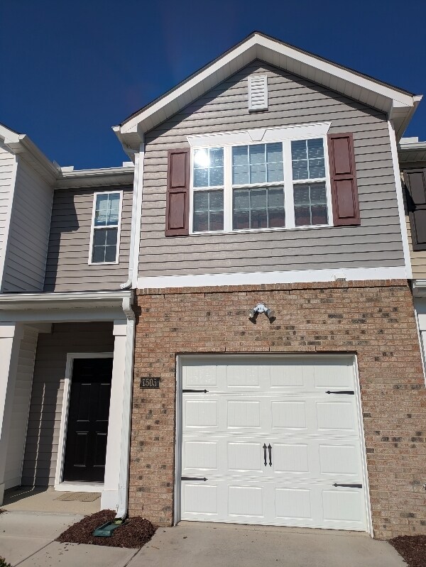 Foto principal - 1505 Gracie Ln