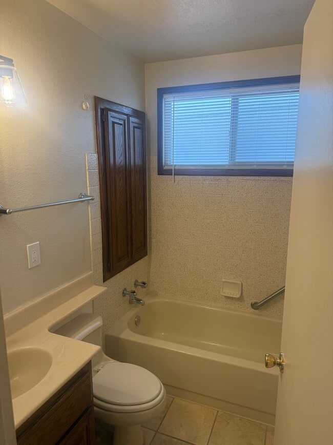 Foto del edificio - Charming 3 bedroom 2 bath home
