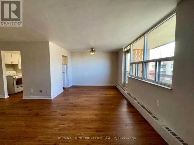 Photo du bâtiment - 156 Fitch St