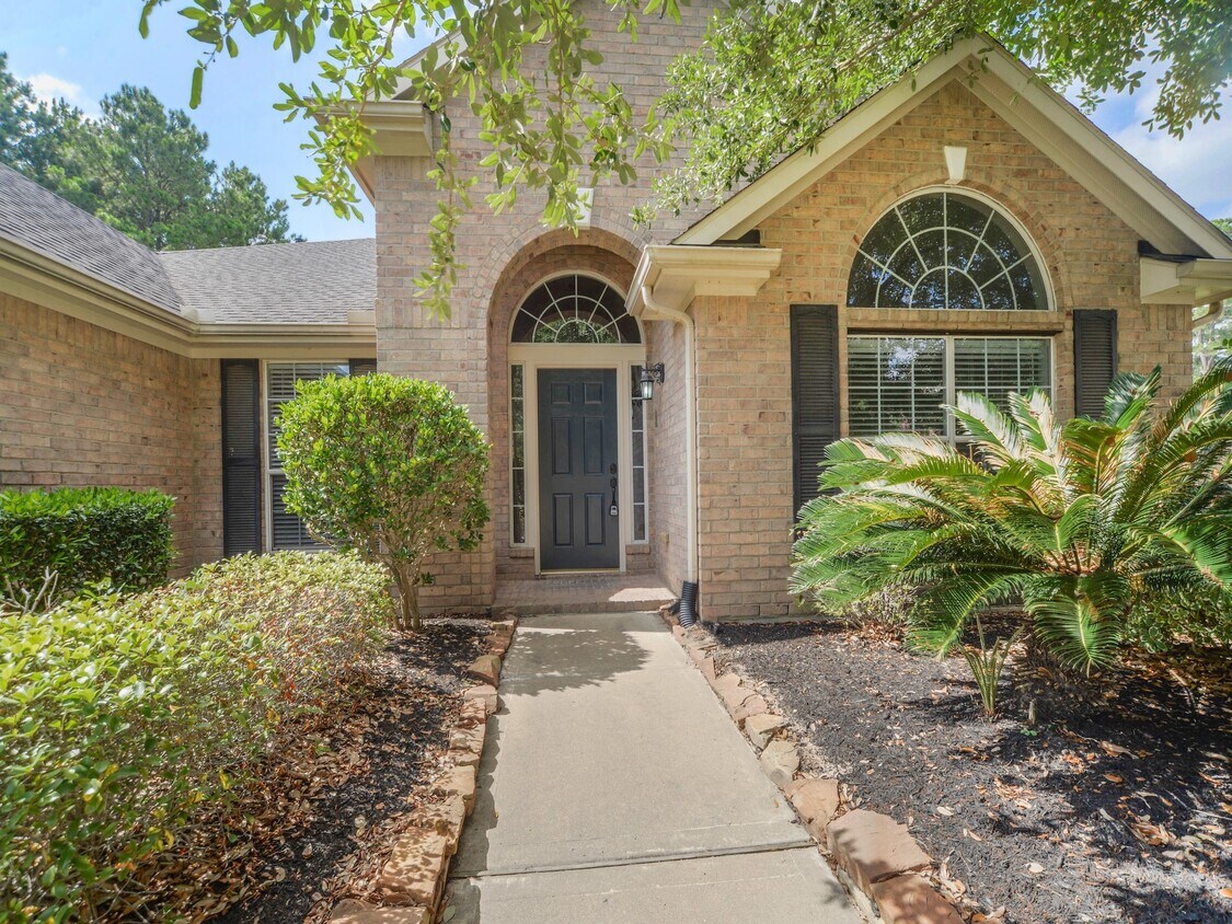 Foto principal - 15310 Cypressedge Ct