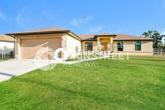 Building Photo - 3800 34th St SW