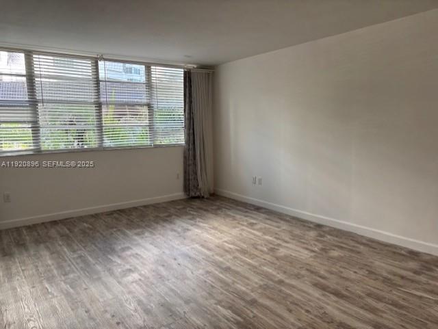 Foto del edificio - 999 Brickell Bay Dr