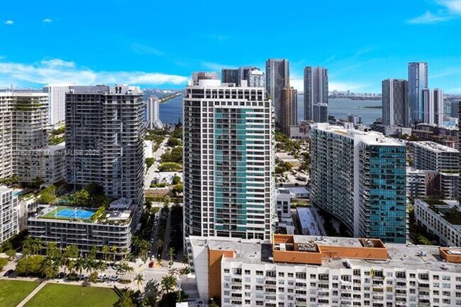 Foto del edificio - 3301 NE 1st Ave