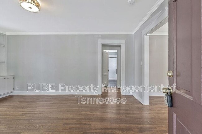 Building Photo - 2514 Ashwood Ave