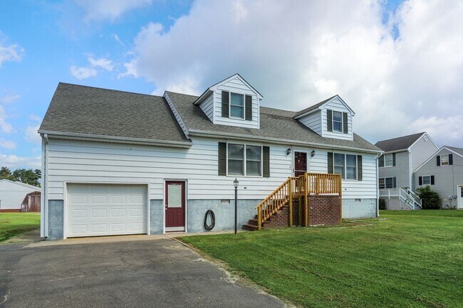 Building Photo - 5457 Warren St