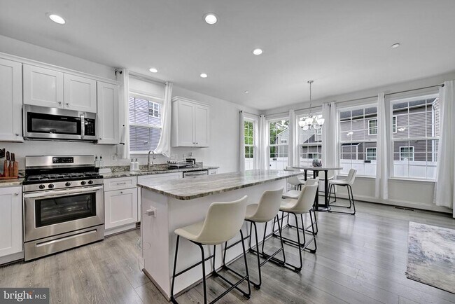 Foto del edificio - 1103 Grady Ct