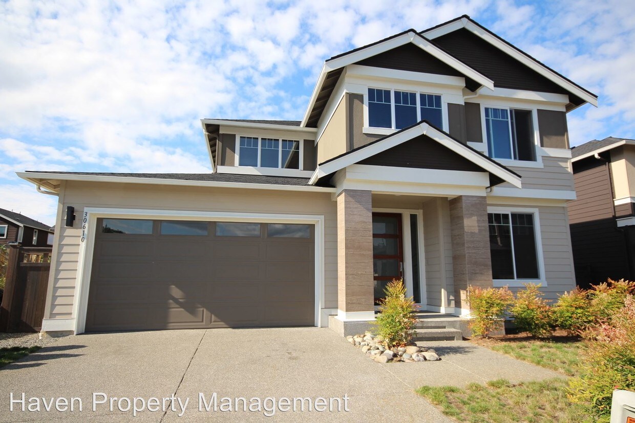 Primary Photo - 4 br, 2.5 bath House - 30610 132nd CT SE