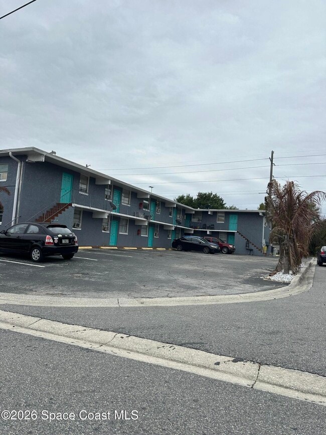 Building Photo - 240 Stone St