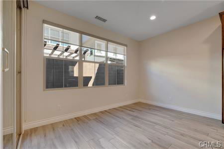 Foto del edificio - 104 Globe