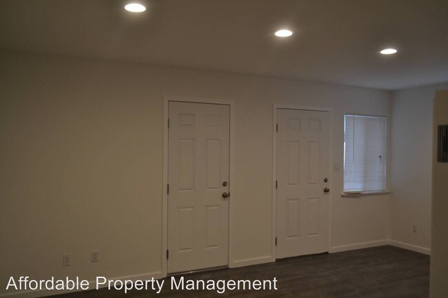 Building Photo - 2 br, 1 bath House - 33752 14th Street