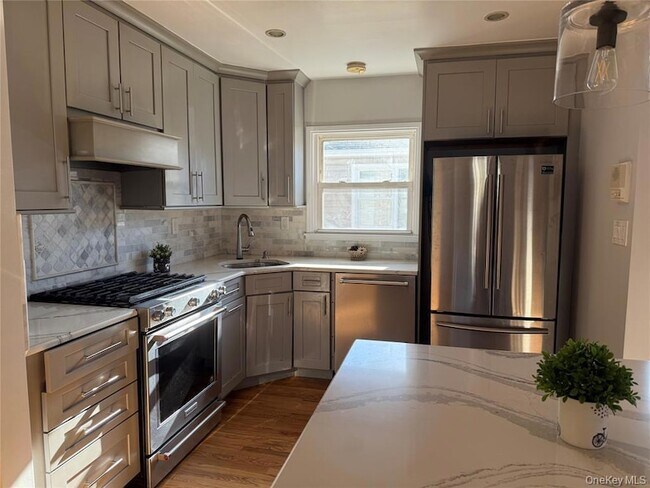 Photo - 7 Gibson Blvd Apartment