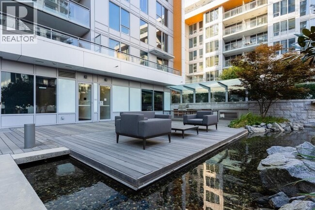 Building Photo - 455-2455 SW Marine Dr