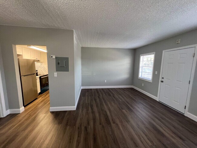 Foto del edificio - 2605 NW 135th St