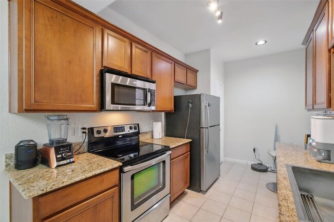 Foto del edificio - 2255 Braeswood Park Dr