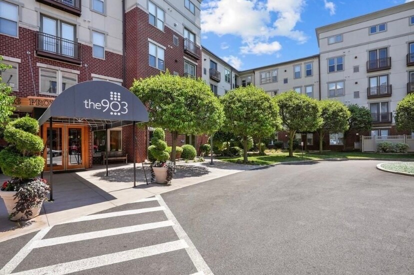 1000 Providence Plz Unit 103