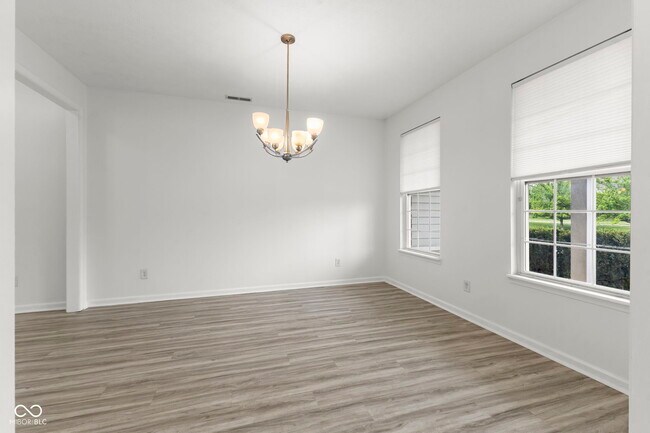 Building Photo - 13711 Alvernon Pl