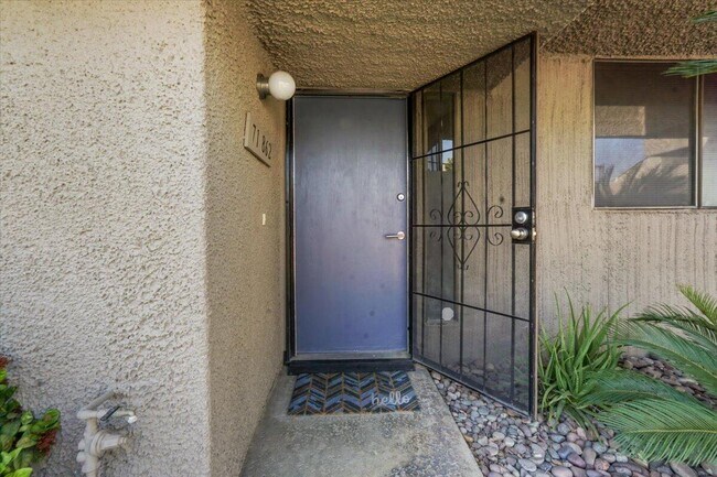Foto del edificio - 71862 Eleanora Ln