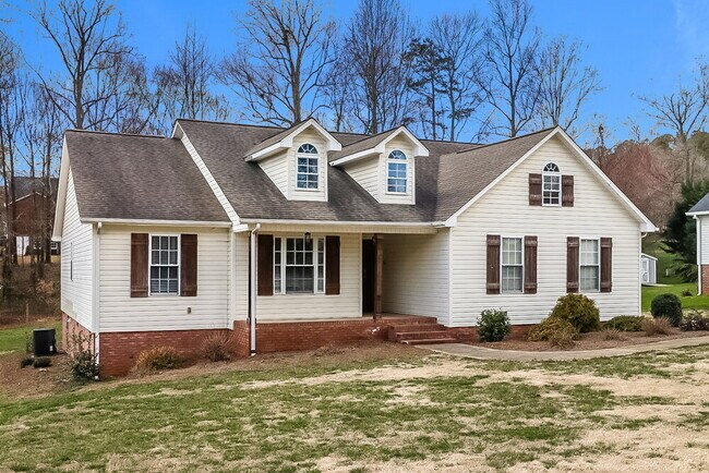 Foto del edificio - 104 Farmwood Dr