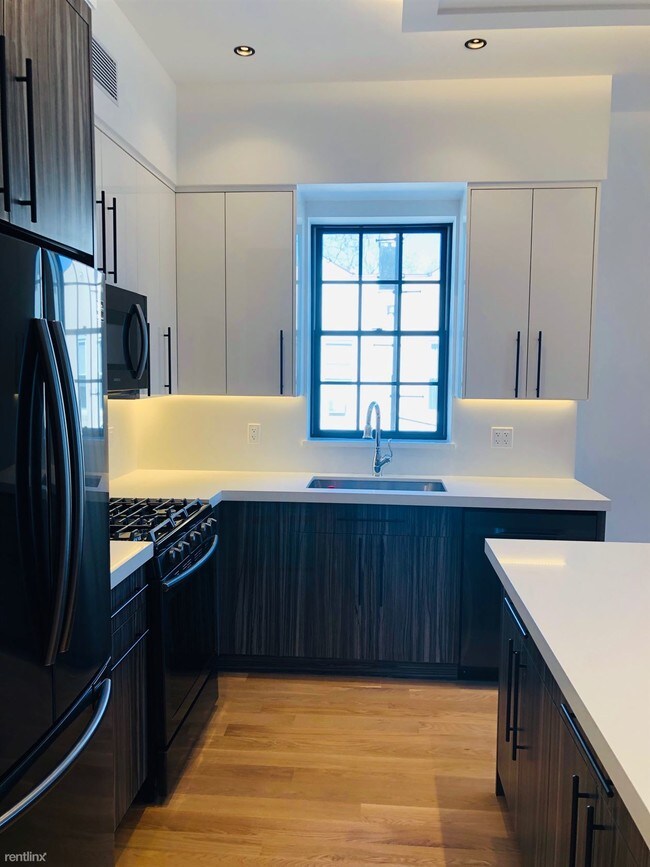 Building Photo - 3 br, 2 bath  - 2112 36th St