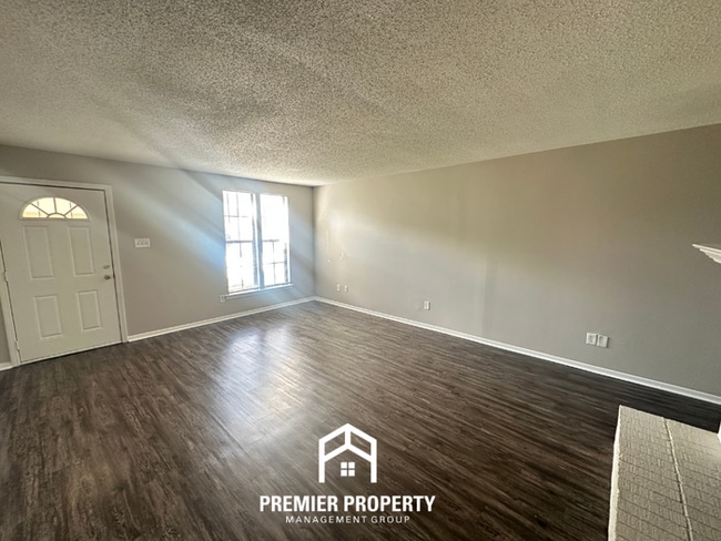 Photo - 4276 Cary Hill Dr House